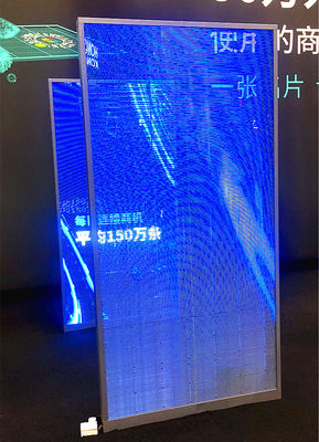 China La pantalla LED transparente ligera fácil instala muestras libres de la situación LED proveedor